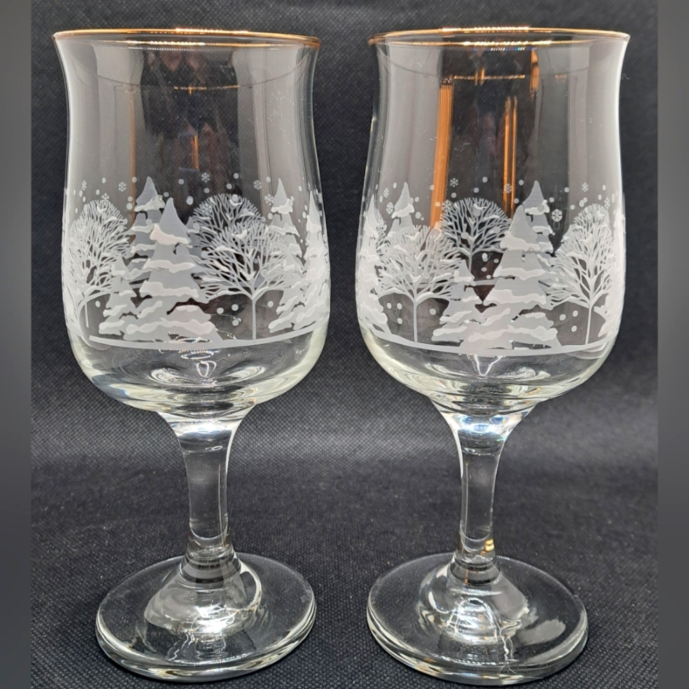 Vintage Lot 2 Libby Arby’s Stemmed Glass Goblet Gold Rim White Winter Snow Trees
